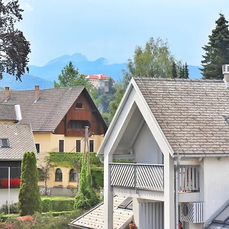 Centrally Located, With Castle View And 2 Parkings Apartmán Bled