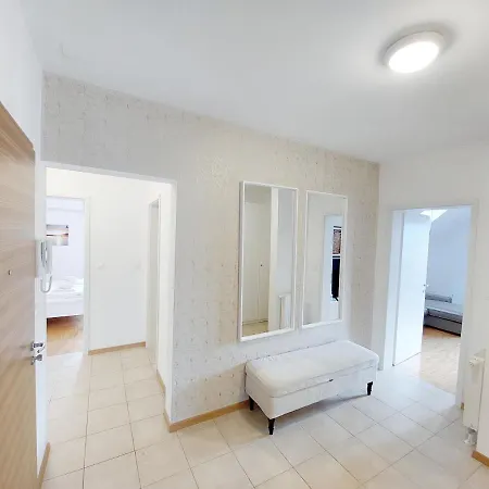 Centrally Located, With Castle View And 2 Parkings *