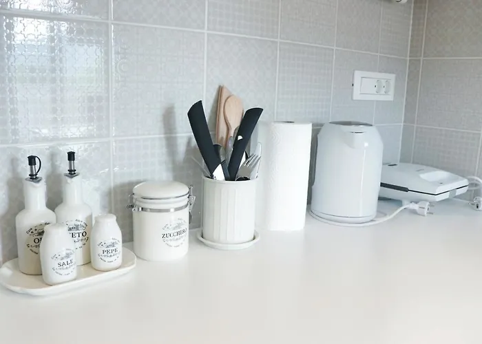 Centrally Located, With Castle View And 2 Parkings 布莱德